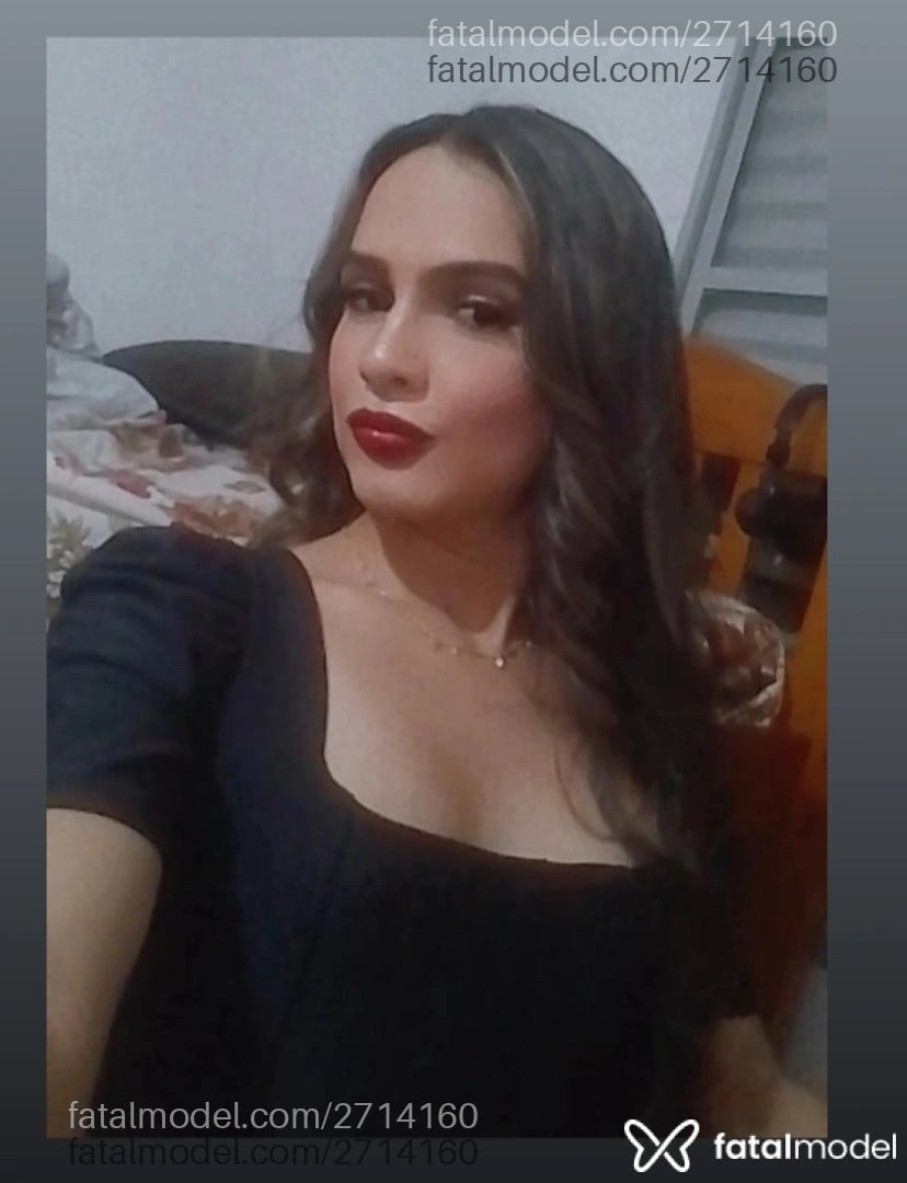 Acompanhante mulher trans loira (o) de olhos castanhos em São Paulo - Rafaelly Queiroz