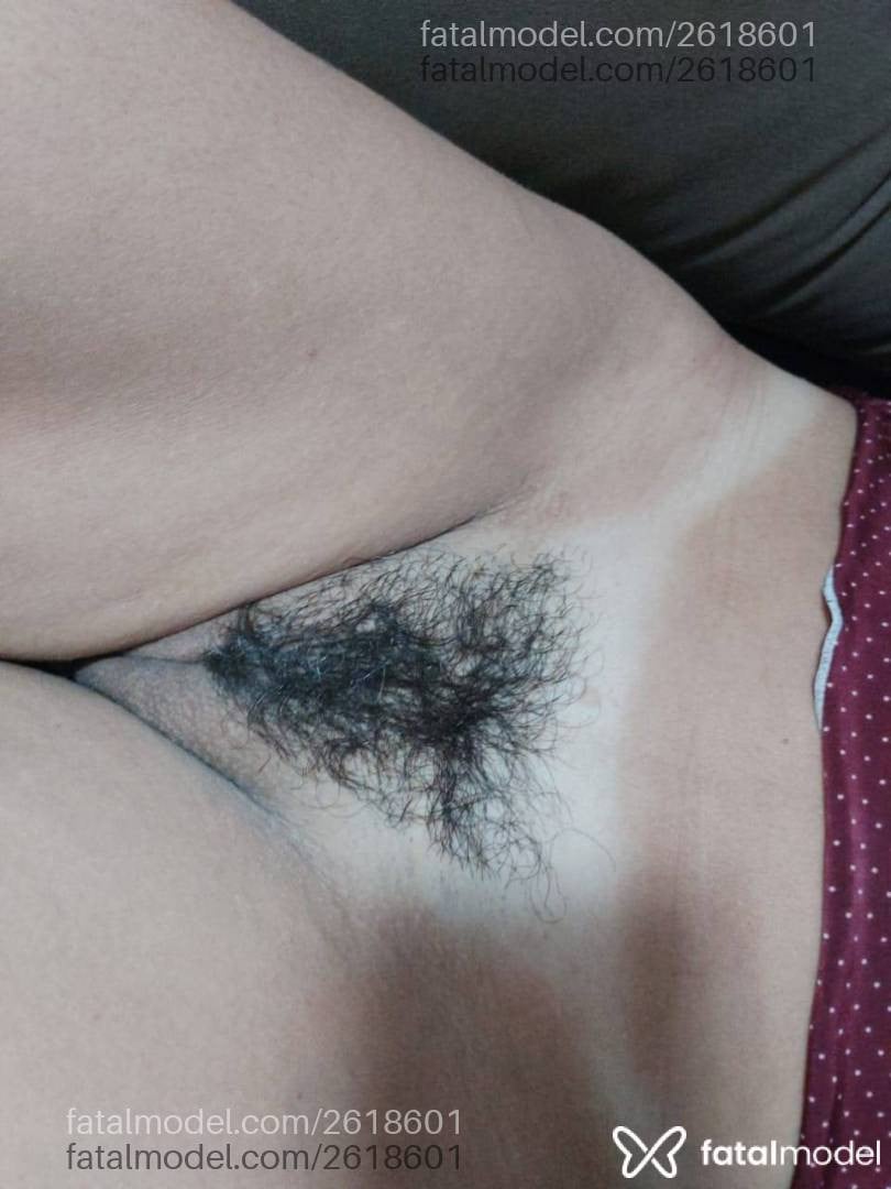 Acompanhante mulher com cabelo castanho de olhos verdes em Atibaia - Jaqueline Jordão