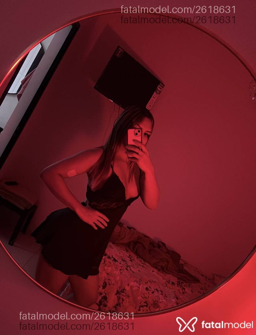 Acompanhante mulher trans morena (o) de olhos castanhos - Viviane Manauara