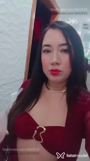 Acompanhante mulher morena (o) de olhos castanhos em Maringá Acompanhante mulher morena (o) de olhos castanhos em Maringá - Patricia