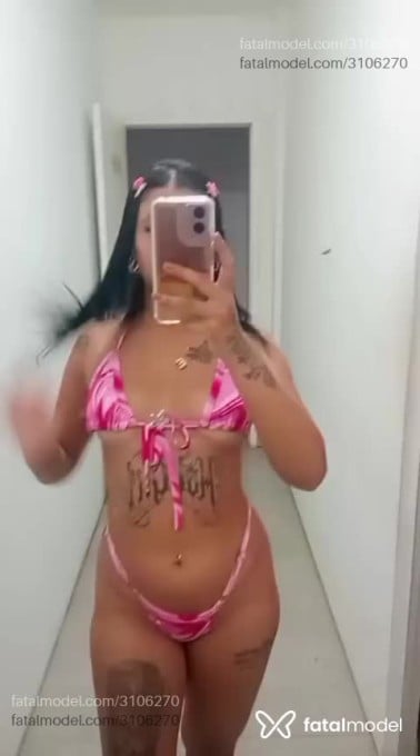 Acompanhante mulher com cabelo castanho de olhos pretos em Atibaia Acompanhante mulher com cabelo castanho de olhos pretos em Atibaia - Tayná