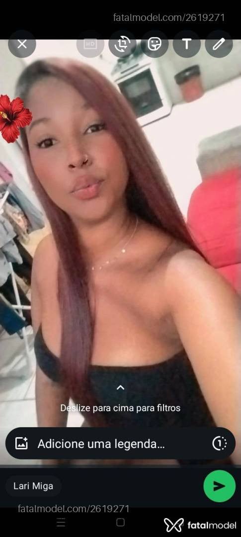 Acompanhante mulher ruiva (o) de olhos pretos - Carol