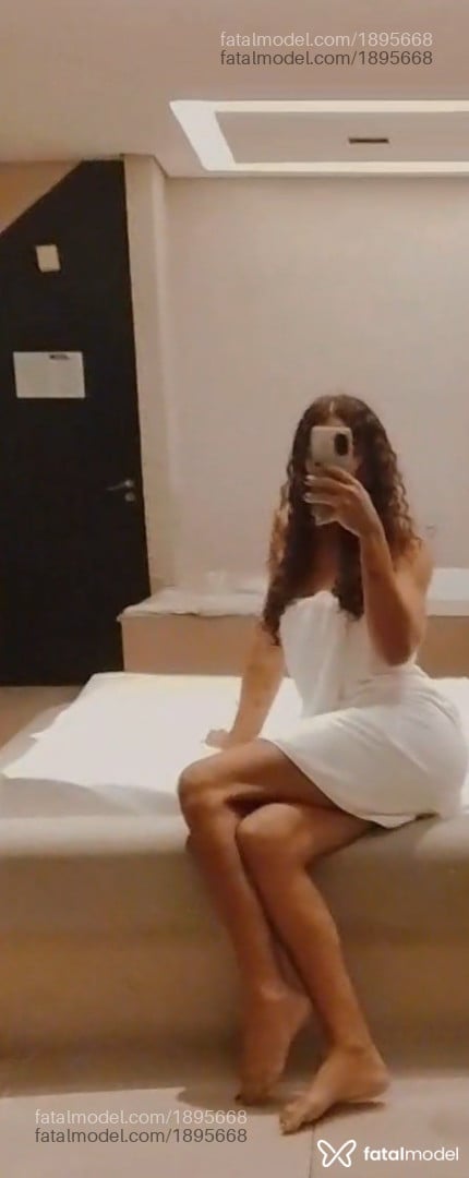 Acompanhante mulher trans morena (o) de olhos castanhos em Belo Horizonte - Tainara