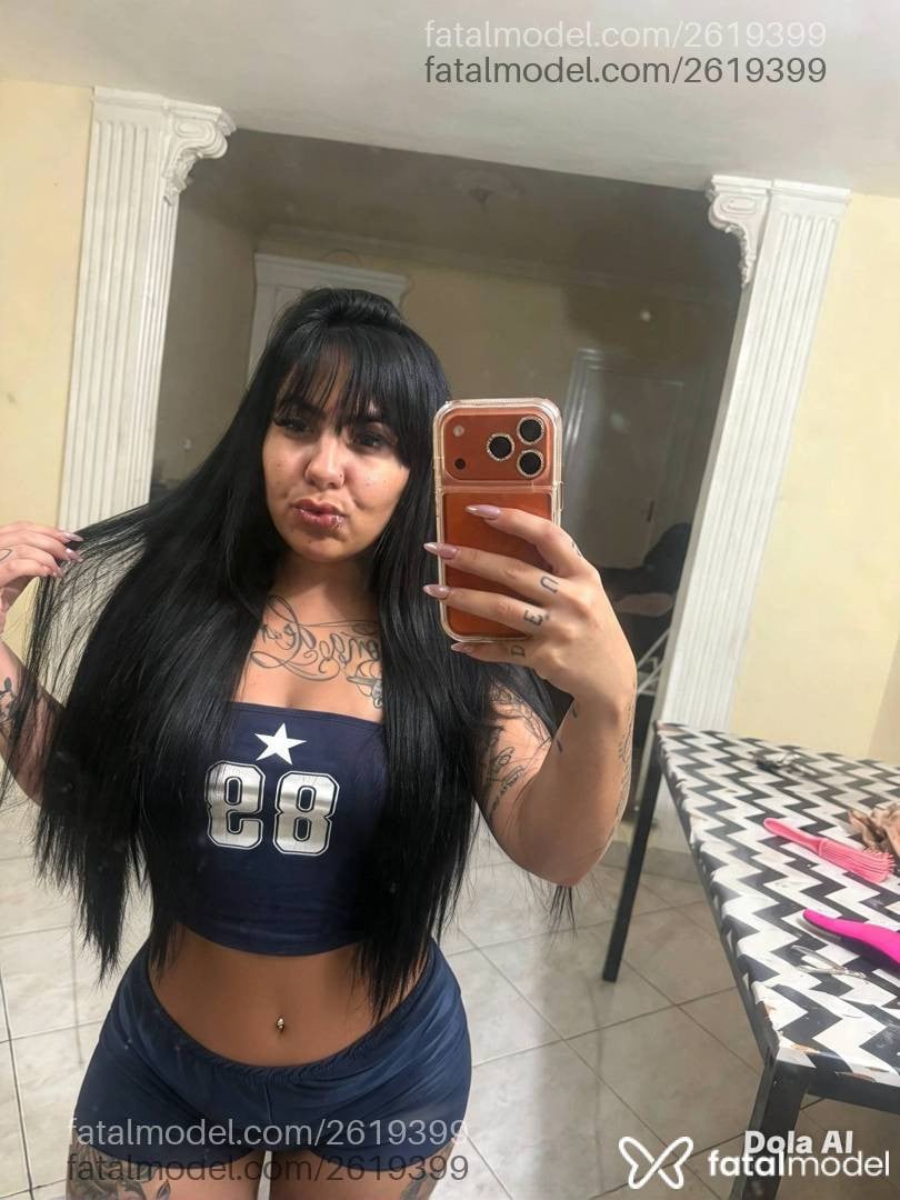 Acompanhante mulher morena (o) de olhos castanhos - Bruna