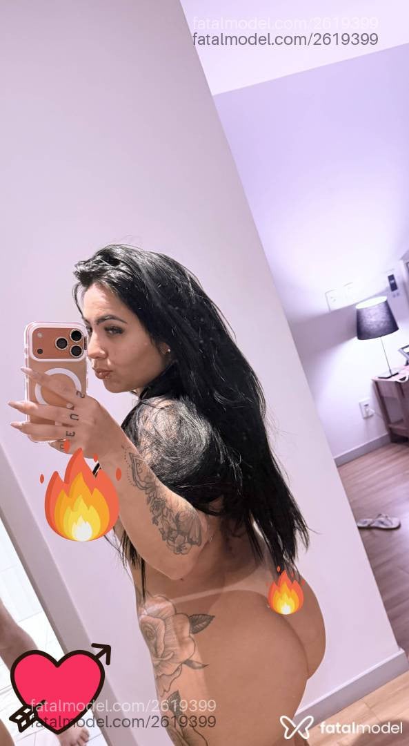 Acompanhante mulher morena (o) de olhos castanhos - Bruna