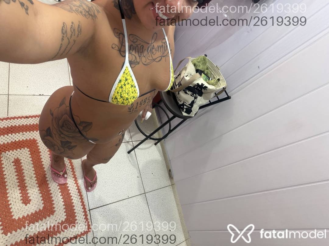 Acompanhante mulher morena (o) de olhos castanhos - Bruna