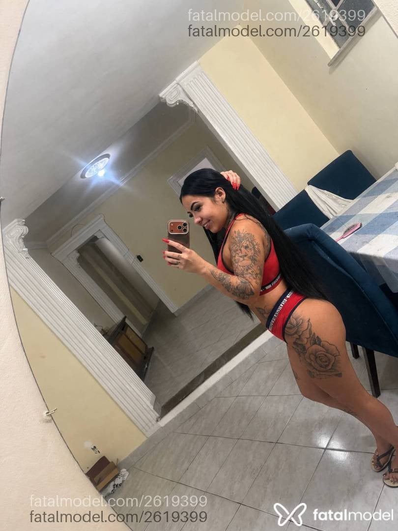 Acompanhante mulher morena (o) de olhos castanhos - Bruna