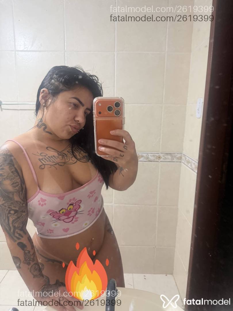 Acompanhante mulher morena (o) de olhos castanhos - Bruna