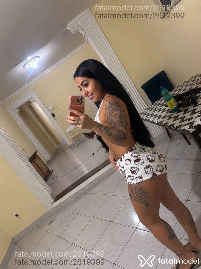 Acompanhante mulher morena (o) de olhos castanhos - Bruna