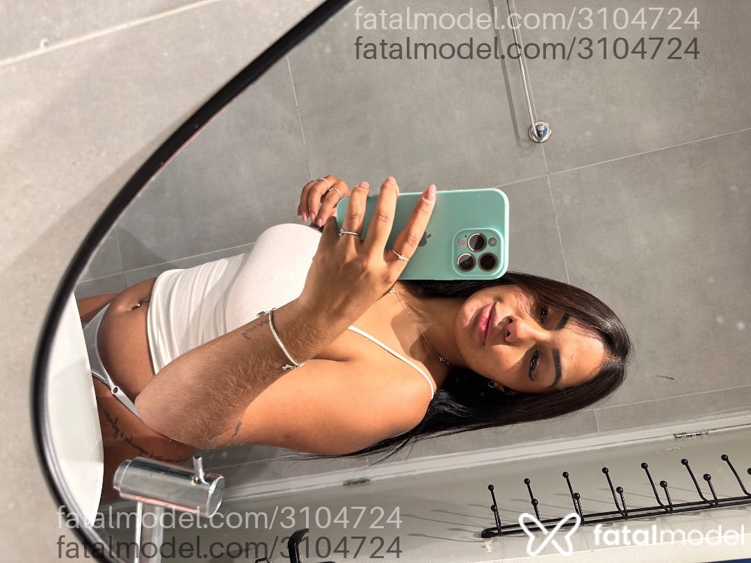 Acompanhante mulher morena (o) de olhos castanhos em Recife Acompanhante mulher morena (o) de olhos castanhos em Recife - Yasmim Cruz