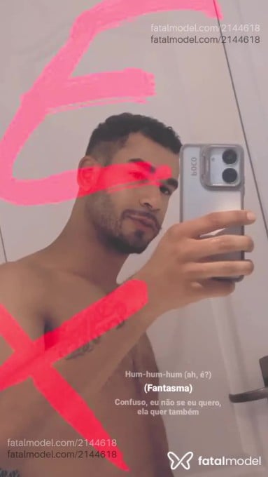 Acompanhante homem com cabelo castanho de olhos castanhos em Belo Horizonte Acompanhante homem com cabelo castanho de olhos castanhos em Belo Horizonte - Pedrinho