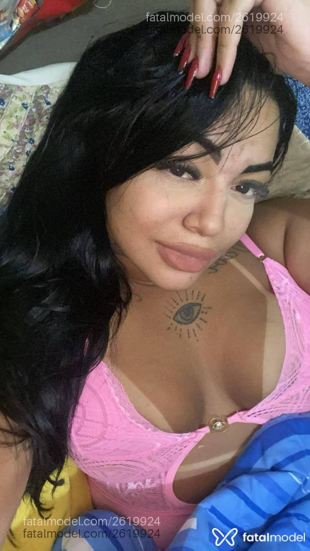 Acompanhante mulher com cabelo castanho de olhos castanhos - Cecília