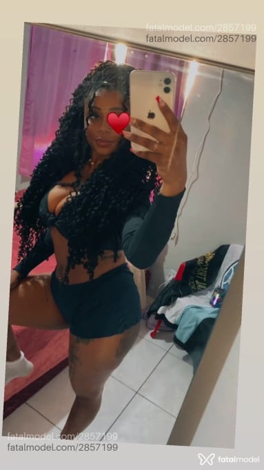 Acompanhante mulher morena (o) de olhos mel em Porto Alegre - Bia