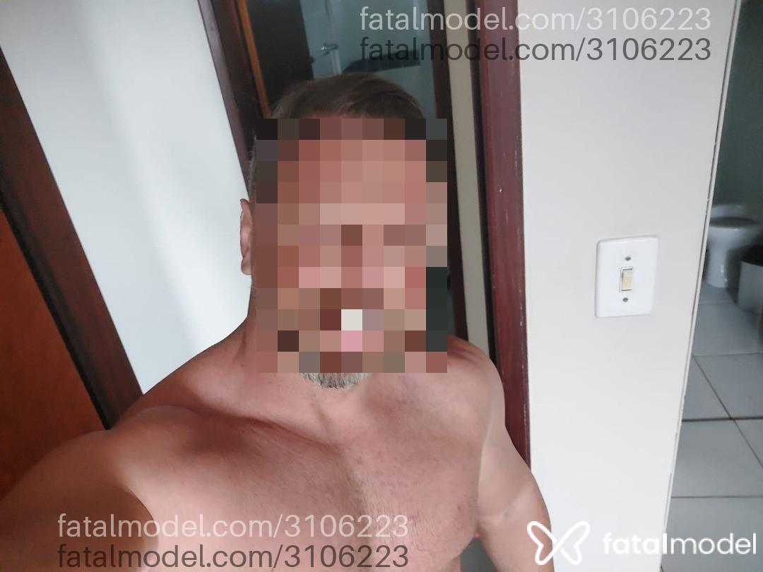 Acompanhante homem com cabelo castanho de olhos castanhos em João Pessoa - Greg