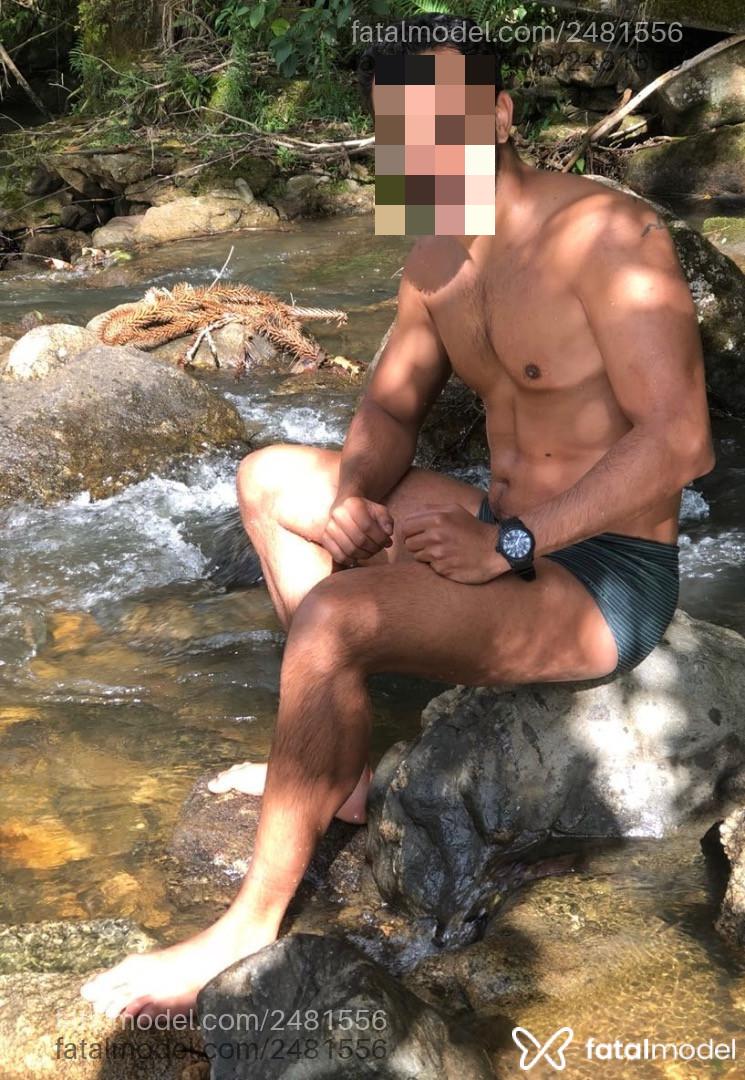 Acompanhante homem morena (o) de olhos castanhos em São Paulo Acompanhante homem morena (o) de olhos castanhos em São Paulo - Guilherme