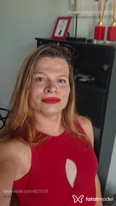 Acompanhante mulher trans com cabelo castanho de olhos castanhos em Florianópolis - Danivenenosa