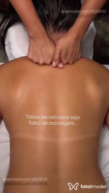 Acompanhante mulher morena (o) de olhos castanhos - Nic Acompanhante mulher morena (o) de olhos castanhos - Nic