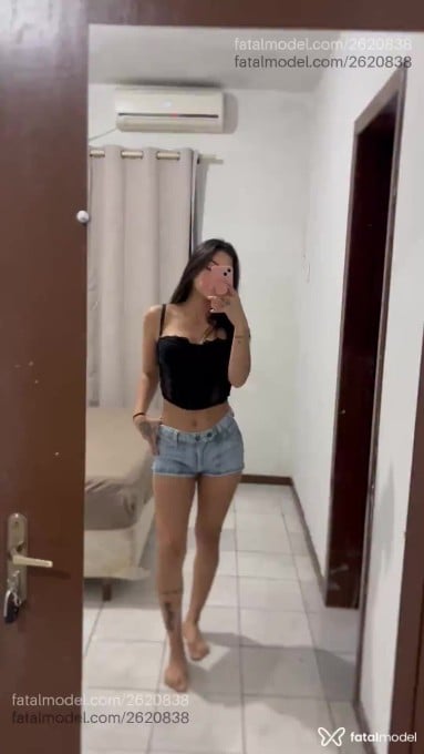 Acompanhante mulher morena (o) de olhos castanhos - Leticia Acompanhante mulher morena (o) de olhos castanhos - Leticia