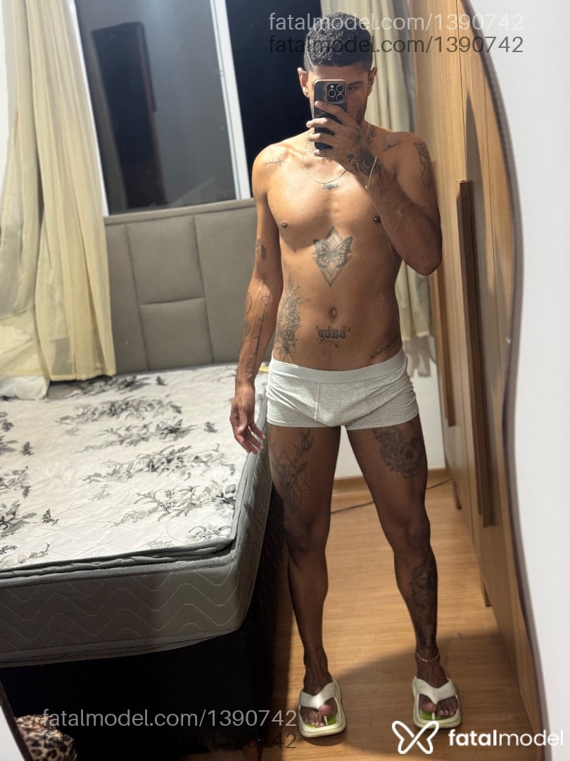 Acompanhante homem morena (o) de olhos pretos em Belo Horizonte - Natiel