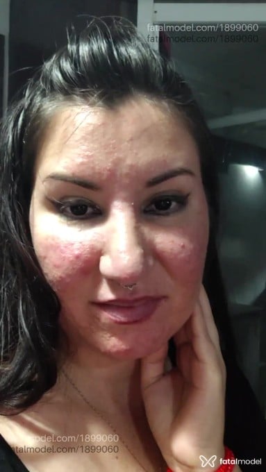 Acompanhante mulher com cabelo castanho de olhos castanhos em Curitiba Acompanhante mulher com cabelo castanho de olhos castanhos em Curitiba - Julie Angel
