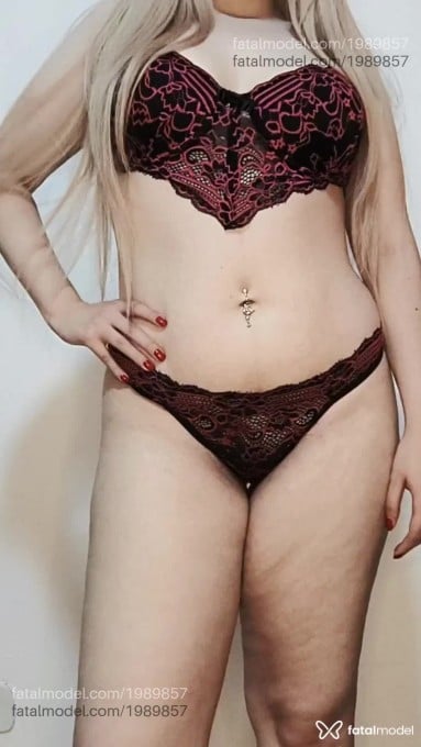 Acompanhante mulher loira (o) de olhos castanhos em Rio de Janeiro - Goddess