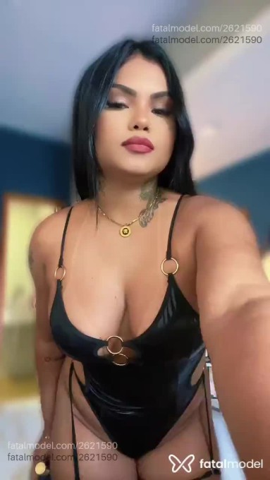 Acompanhante mulher morena (o) de olhos pretos - Melissa Lins
