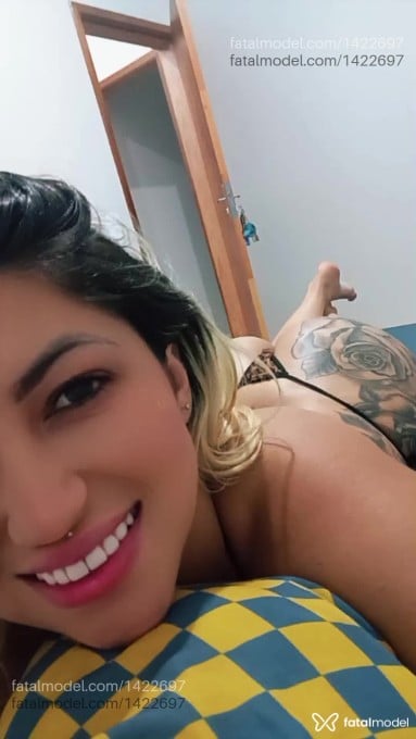 Acompanhante mulher loira (o) de olhos castanhos em Santa Fé do Sul - Aline Oliver