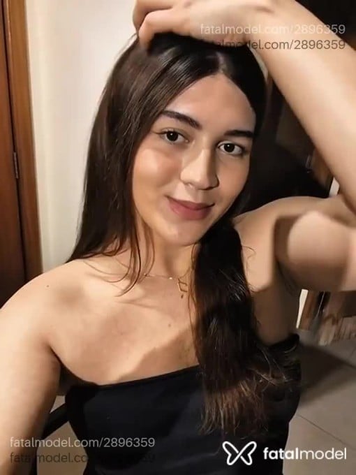 Acompanhante mulher trans com cabelo castanho de olhos castanhos em Piraju Acompanhante mulher trans com cabelo castanho de olhos castanhos em Piraju - Rafaella ávila