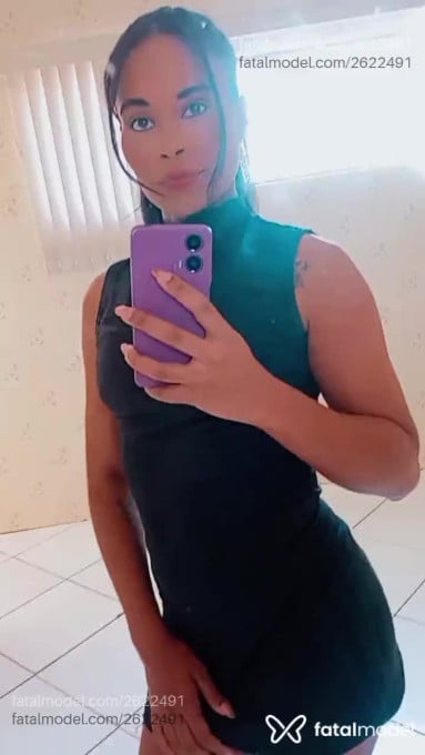 Acompanhante mulher com cabelo castanho de olhos castanhos em Piraquara - Alana