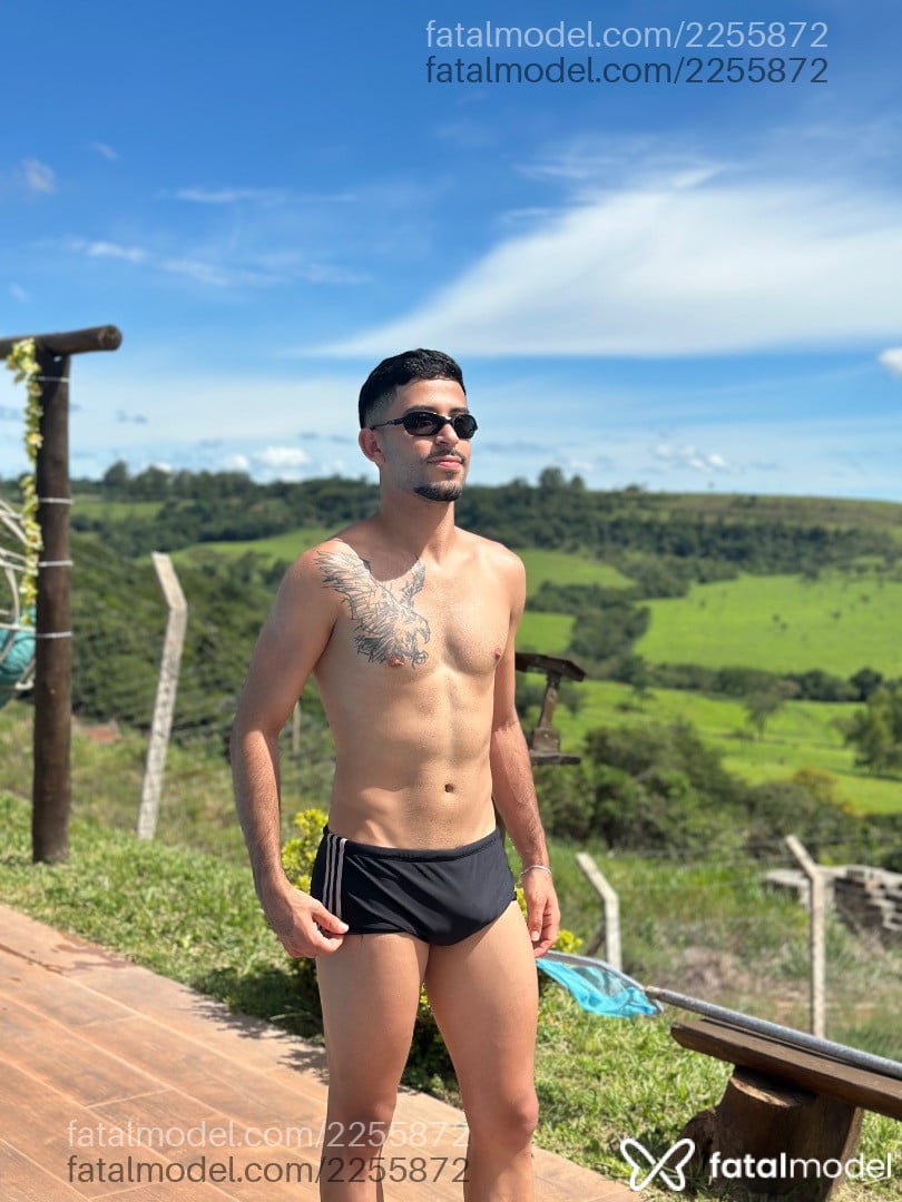 Acompanhante homem morena (o) de olhos pretos em São Paulo Acompanhante homem morena (o) de olhos pretos em São Paulo - Lukas