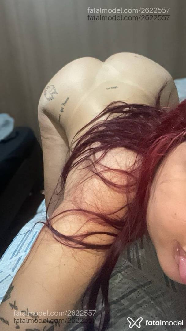 Acompanhante mulher morena (o) de olhos castanhos - Laura