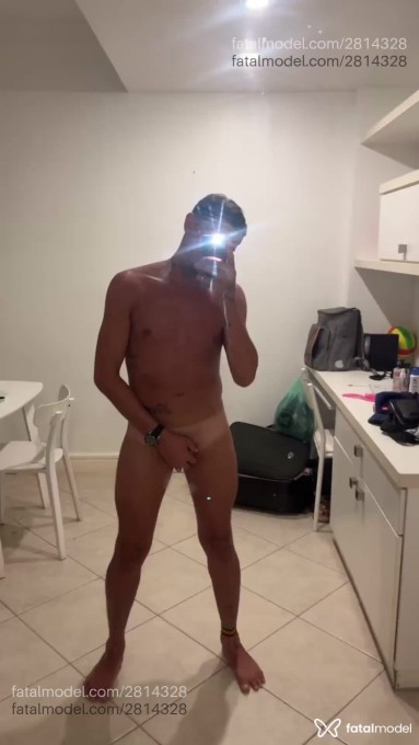 Acompanhante homem com cabelo castanho de olhos castanhos em Ribeirão Preto - Arthur Tavares