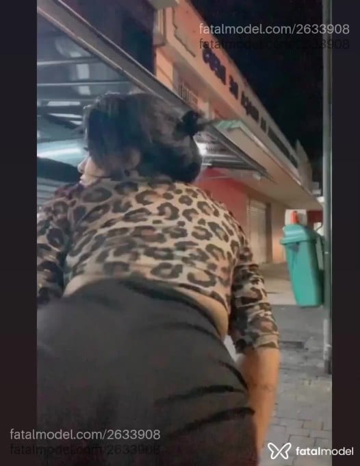 Acompanhante mulher morena (o) de olhos pretos em Uberlândia - Camila