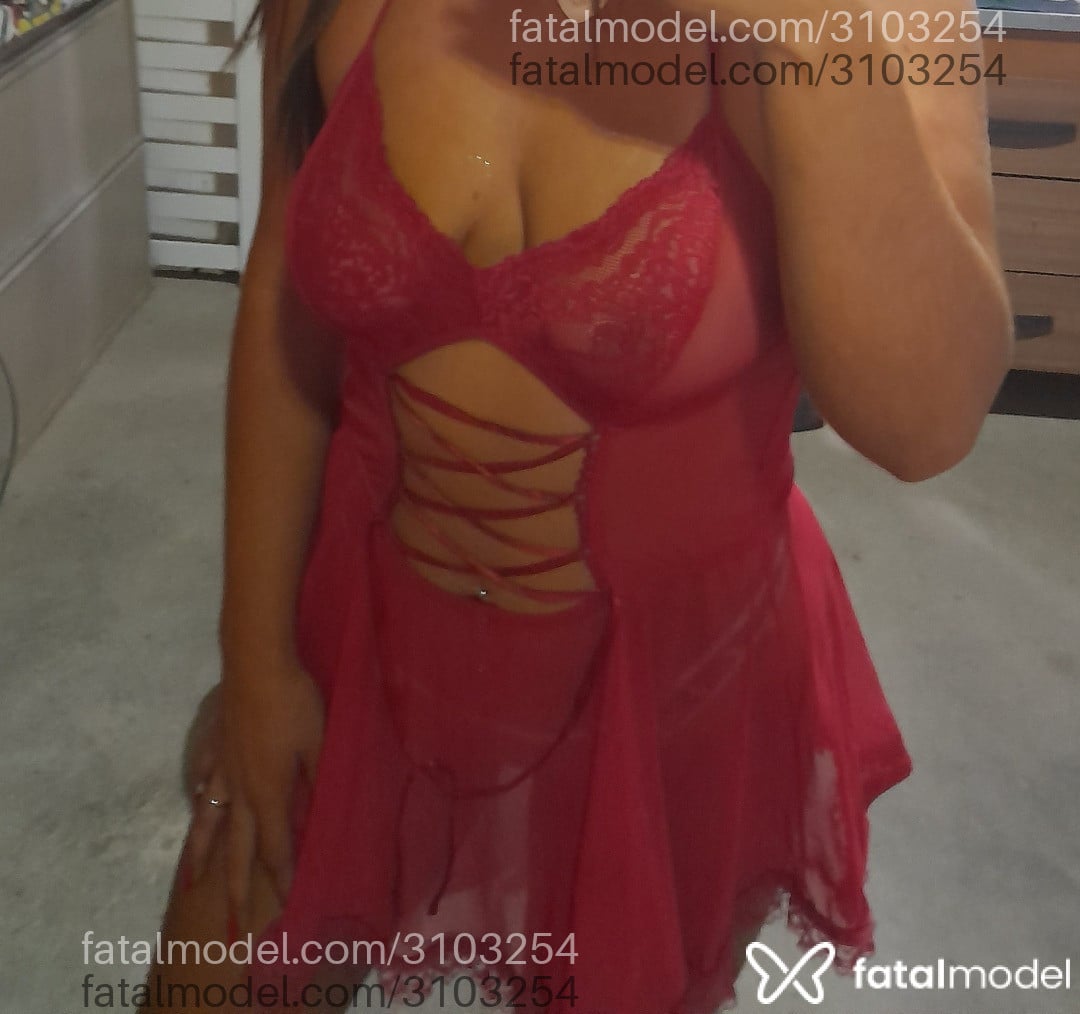 Acompanhante mulher morena (o) de olhos castanhos em Balneário Camboriú - Rayssa