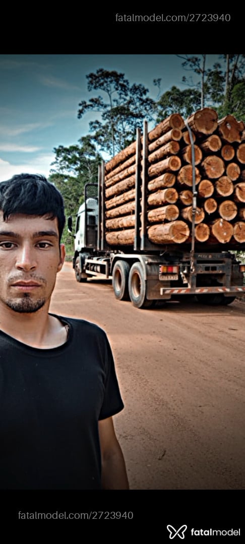 Acompanhante homem com cabelo castanho de olhos castanhos - Isaías Dornelles
