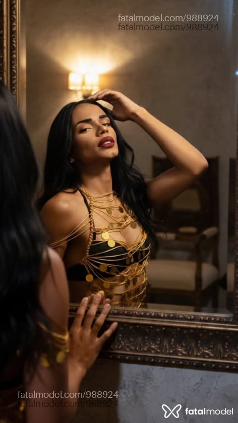 Acompanhante mulher trans morena (o) de olhos castanhos em Natal Acompanhante mulher trans morena (o) de olhos castanhos em Natal - Brunna brunnê