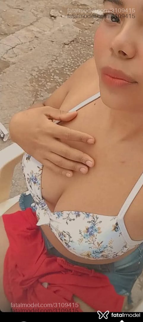 Acompanhante mulher morena (o) de olhos pretos em Lagoa da Prata Acompanhante mulher morena (o) de olhos pretos em Lagoa da Prata - Gabi