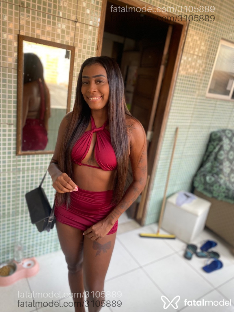 Acompanhante mulher morena (o) de olhos pretos em Porto Seguro Acompanhante mulher morena (o) de olhos pretos em Porto Seguro - índiaa