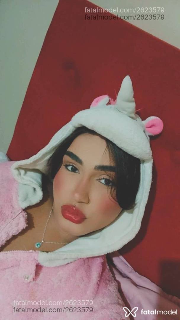 Acompanhante mulher trans com cabelo castanho de olhos castanhos em São Carlos Acompanhante mulher trans com cabelo castanho de olhos castanhos em São Carlos - Gabriela