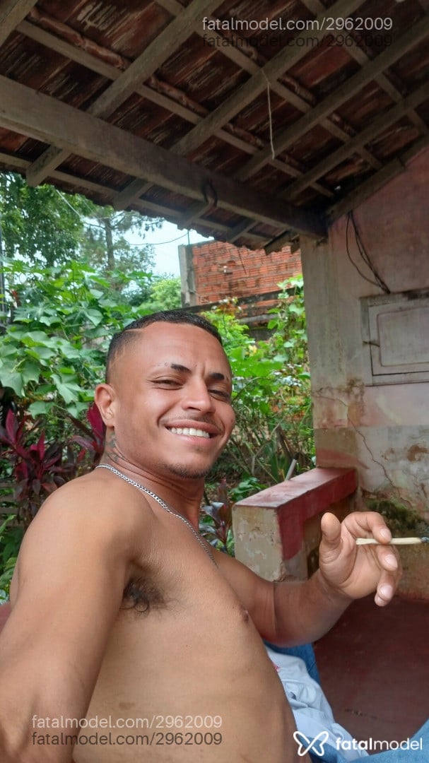 Acompanhante homem morena (o) de olhos verdes - Joao Rafael