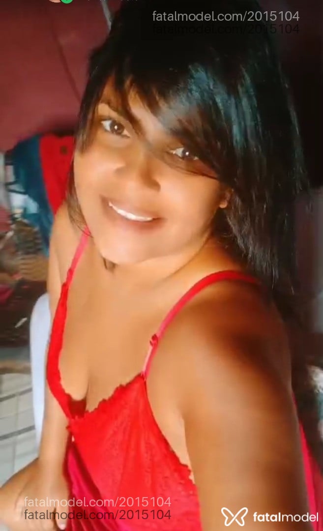 Acompanhante mulher morena (o) de olhos castanhos em Ji-Paraná - Dayana
