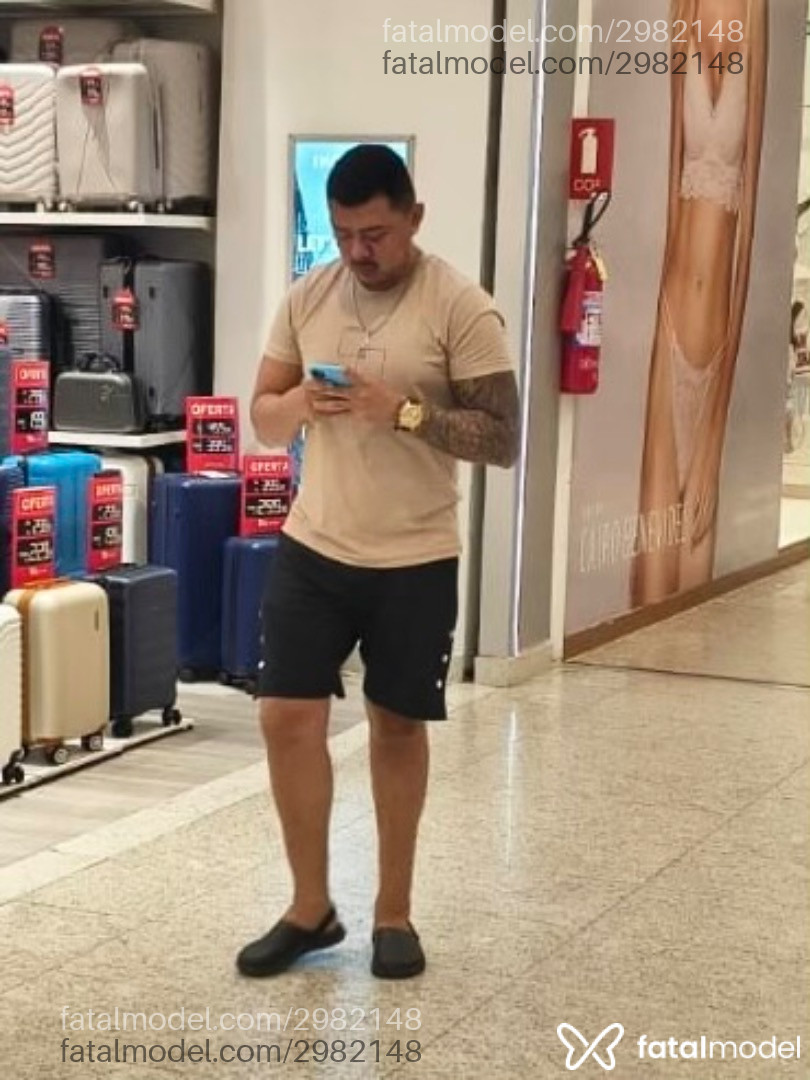 Acompanhante homem morena (o) de olhos pretos em Fortaleza - Lucca