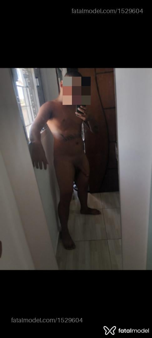 Acompanhante homem morena (o) de olhos castanhos em Taubaté Acompanhante homem morena (o) de olhos castanhos em Taubaté - Henriquemoreno