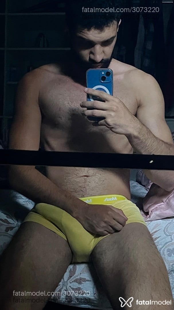 Acompanhante homem morena (o) de olhos castanhos - Cássio Acompanhante homem morena (o) de olhos castanhos - Cássio
