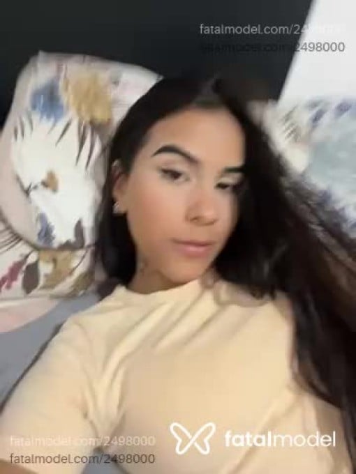 Acompanhante mulher morena (o) de olhos castanhos - Biiia Acompanhante mulher morena (o) de olhos castanhos - Biiia