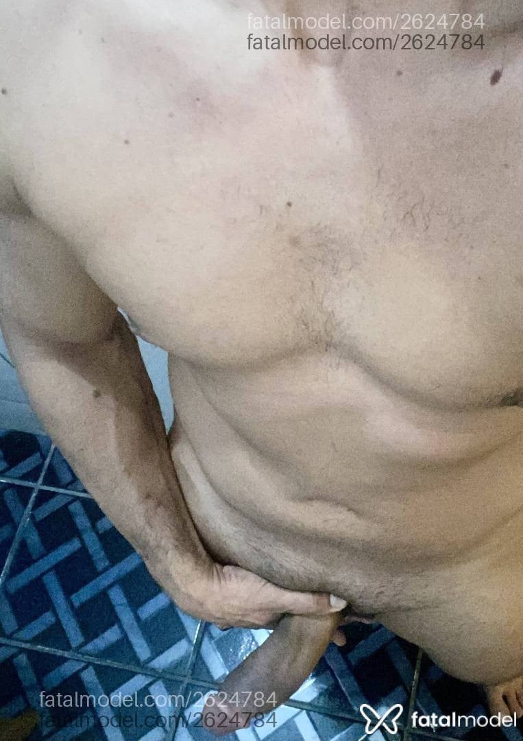 Acompanhante homem morena (o) de olhos pretos em Virtual - Dom