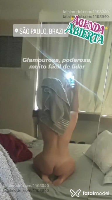Acompanhante mulher loira (o) de olhos verdes - Lilirosebra