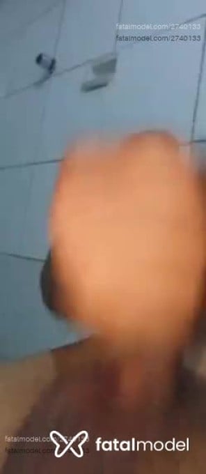 Acompanhante homem morena (o) de olhos castanhos em Jacarezinho - Chardome