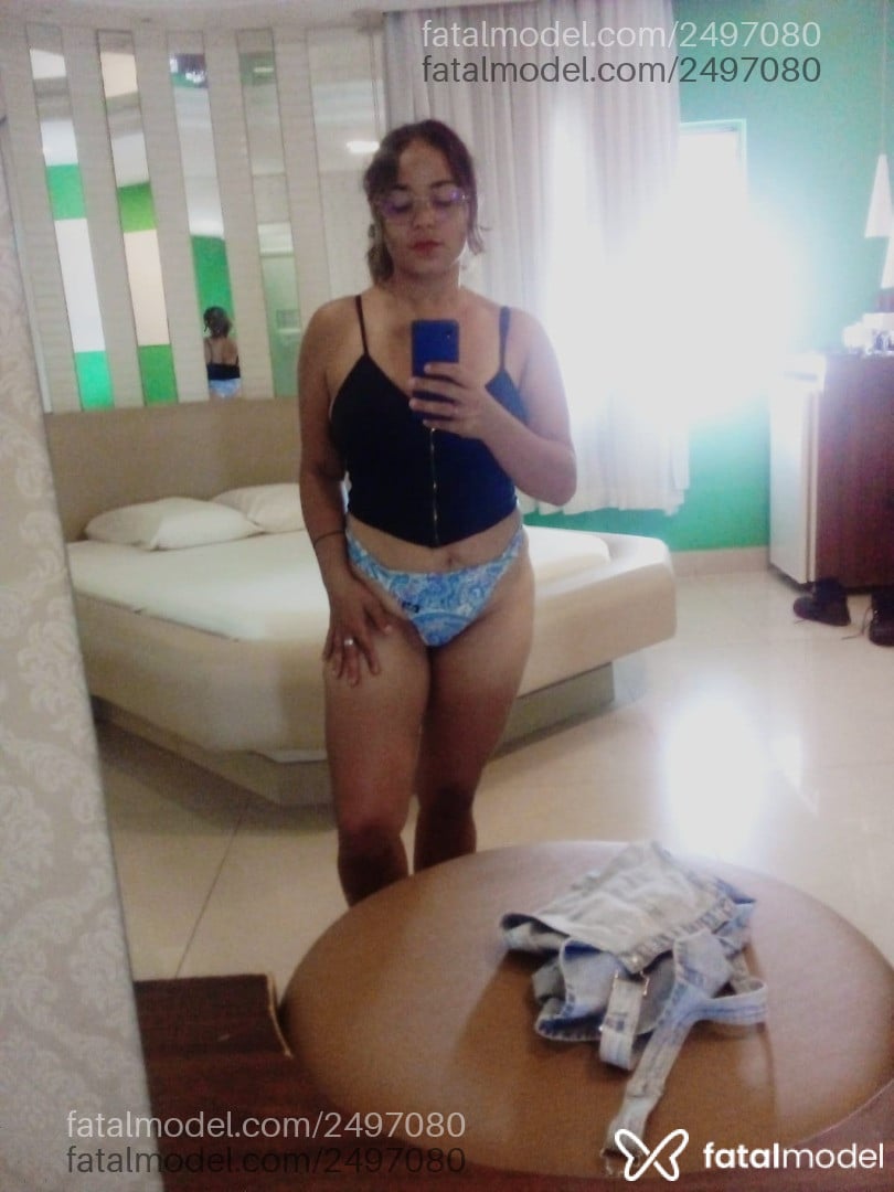 Acompanhante mulher loira (o) de olhos castanhos em Brasília - Babymalcriadacei