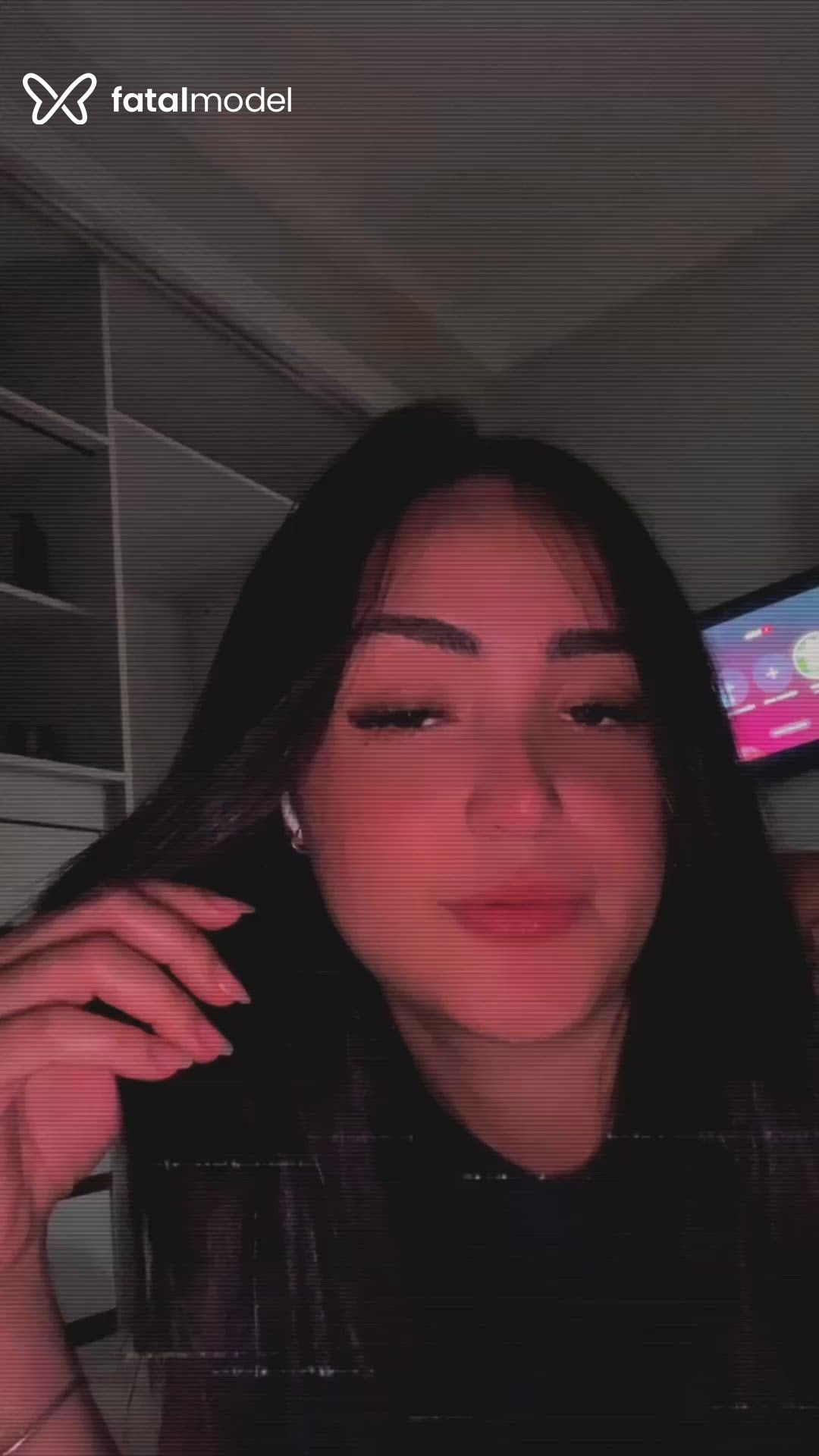 Acompanhante mulher morena (o) de olhos pretos - Lara